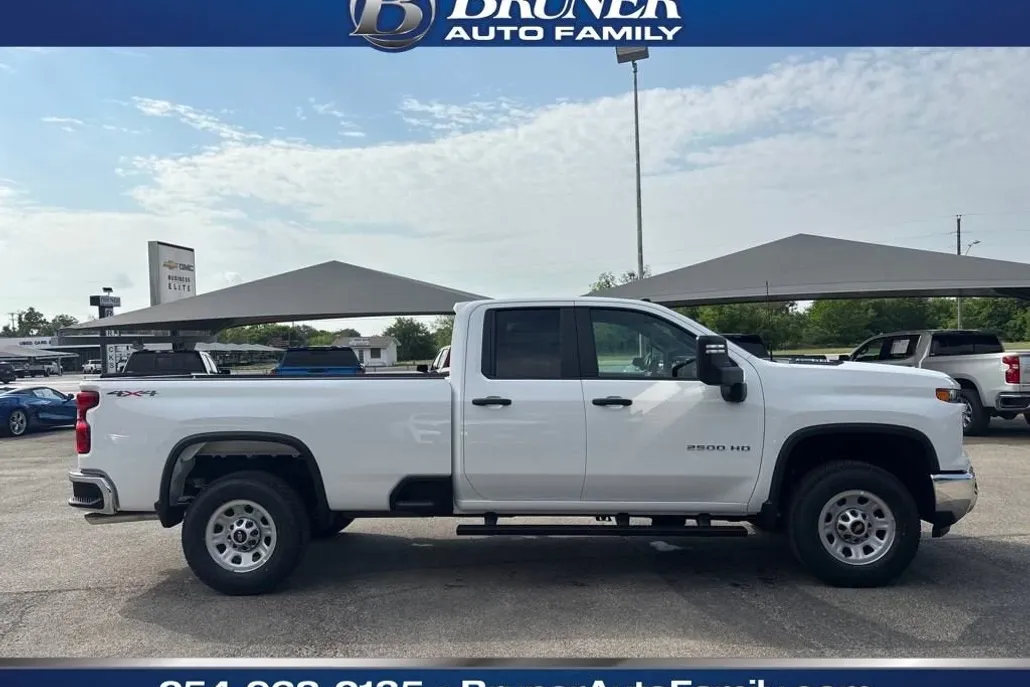 2025 Chevrolet Silverado 2500HD photo 1