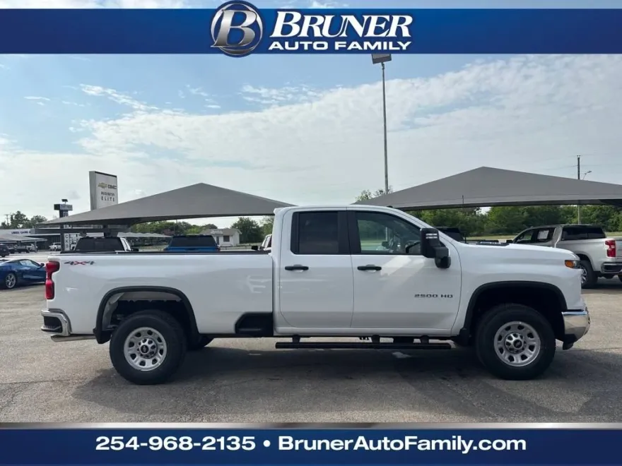 2025 Chevrolet Silverado 2500HD photo 1