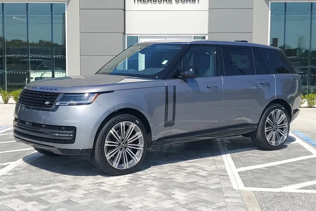 2025 Land Rover Range Rover SE photo 1