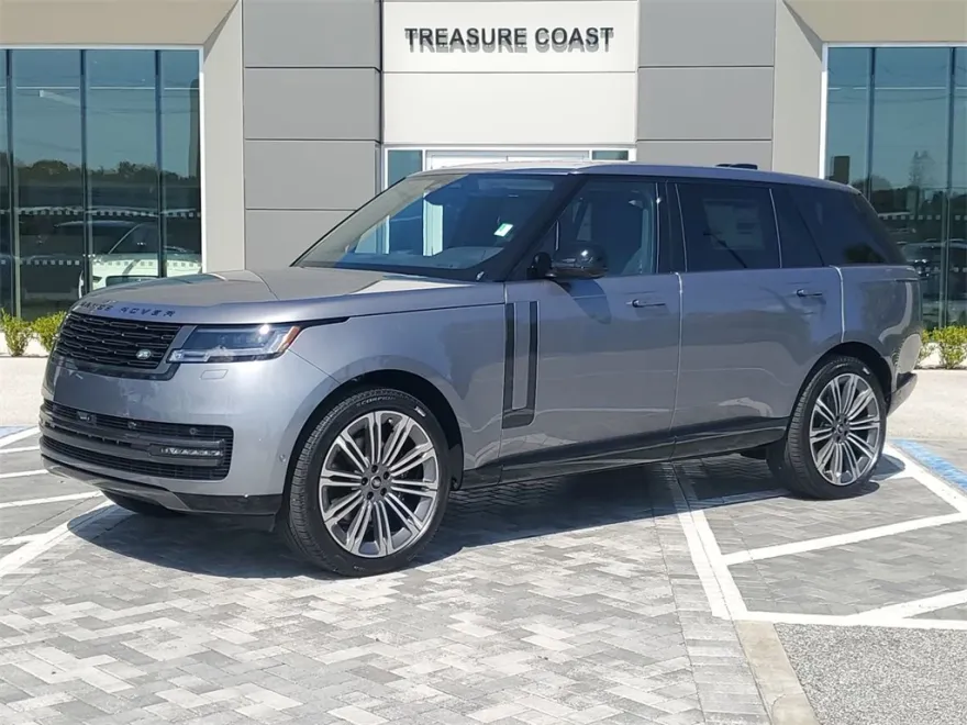 2025 Land Rover Range Rover SE photo 1