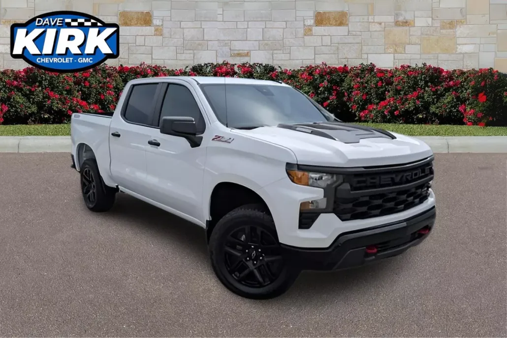 2025 Chevrolet Silverado 1500 Custom Trail Boss photo 1