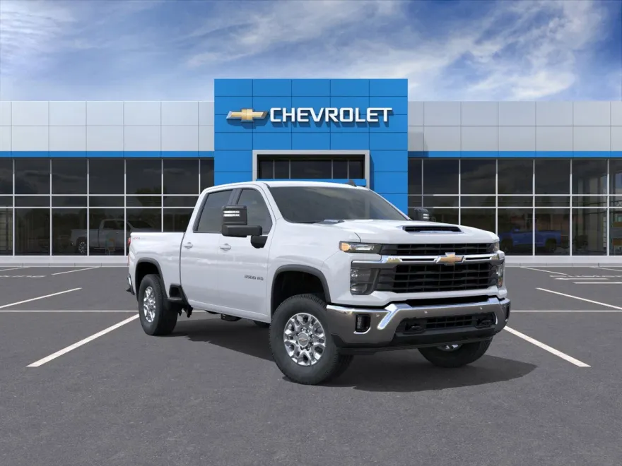 2026 Chevrolet Silverado 3500HD LT photo 1