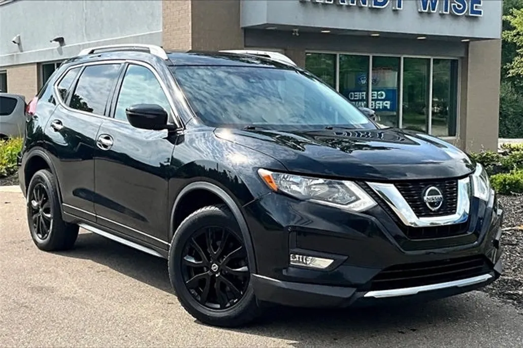 2019 Nissan Rogue SL photo 1