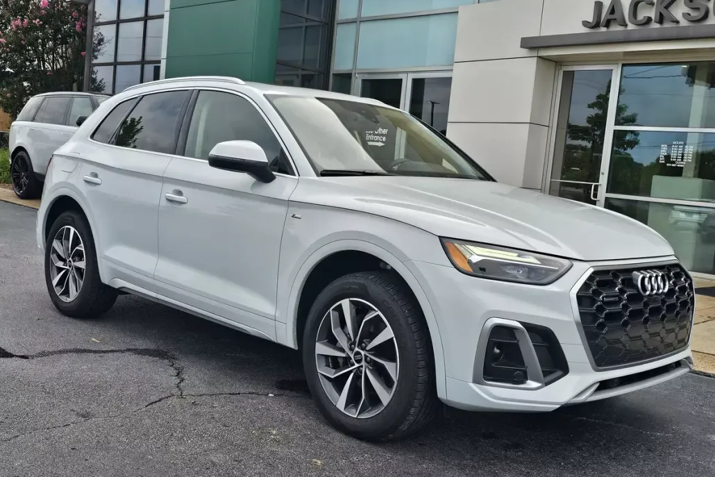 2025 Audi Q5 S line Premium Plus photo 1