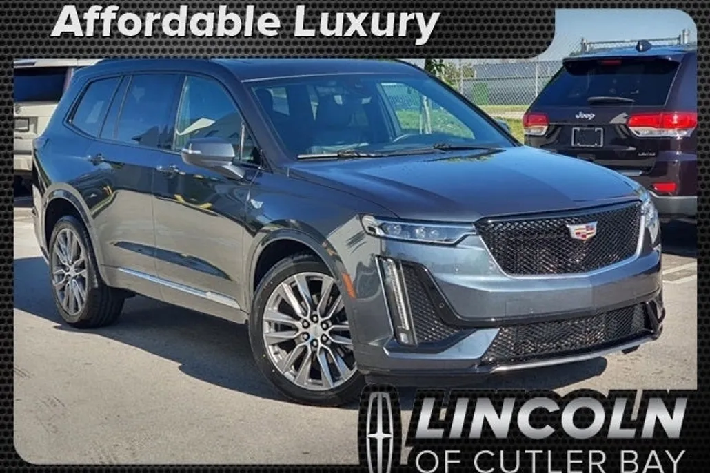 2021 Cadillac XT6 Sport photo 1
