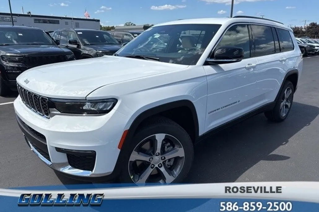 2025 Jeep Grand Cherokee Limited Sport photo 1