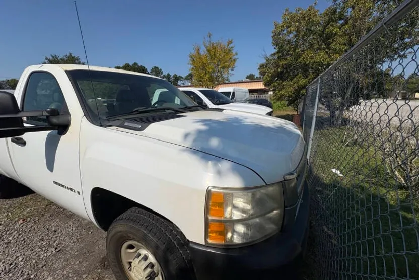 2009 Chevrolet Silverado 2500HD Work Truck photo 1