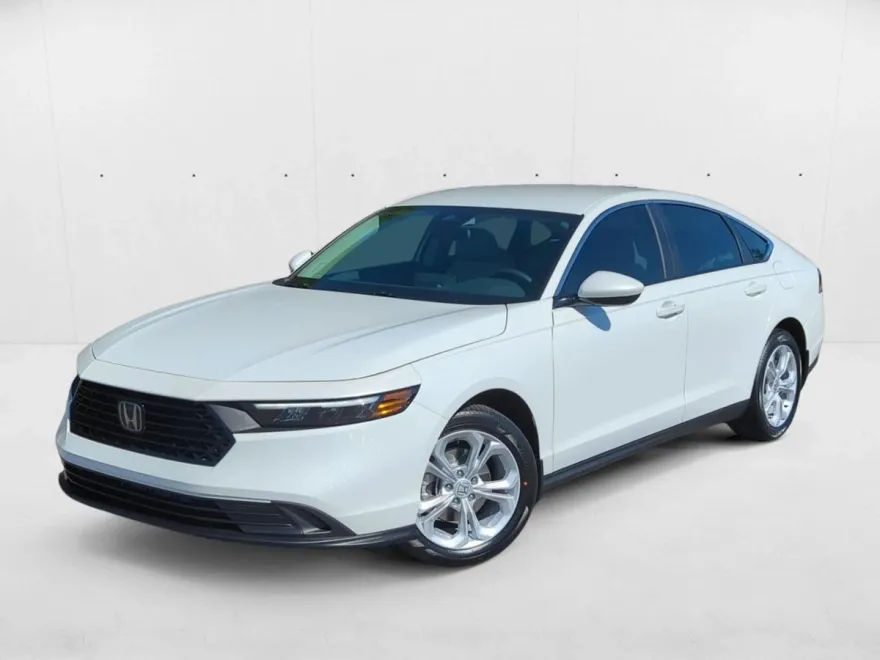 2024 Honda Accord LX photo 1