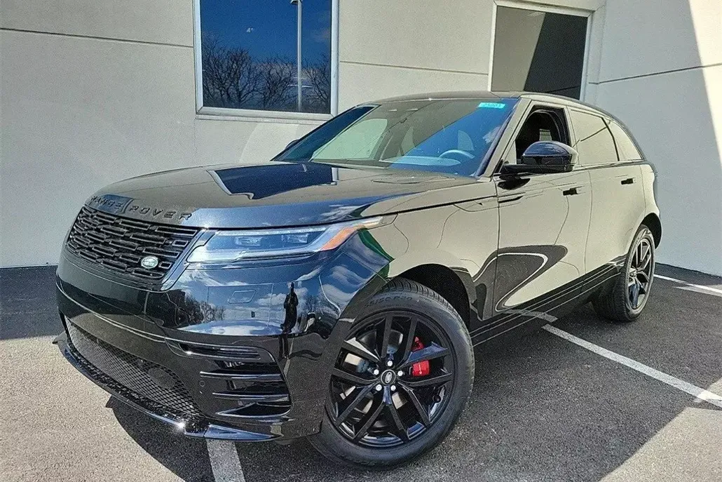 2025 Land Rover Range Rover Velar SE photo 1