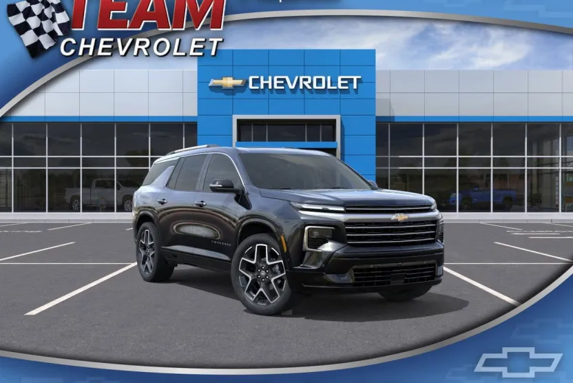 2026 Chevrolet Traverse High Country photo 1