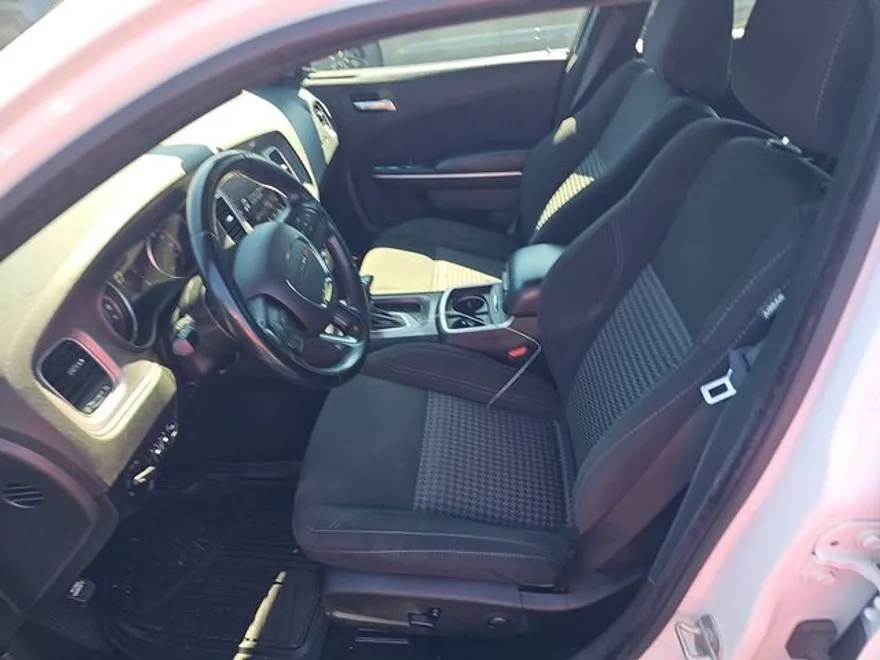 2023 Dodge Charger SXT photo 1