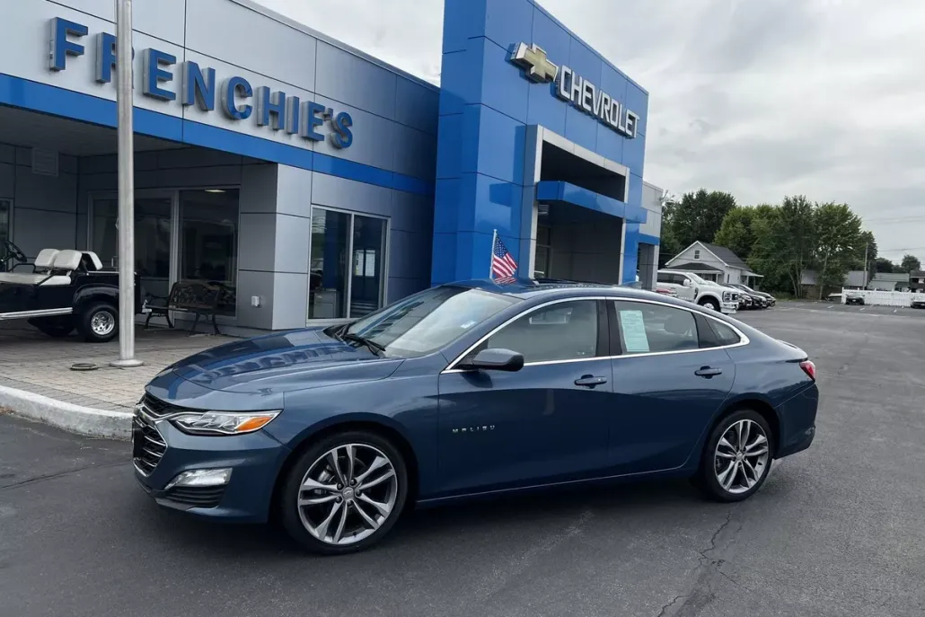 2024 Chevrolet Malibu Premier 2LT photo 1