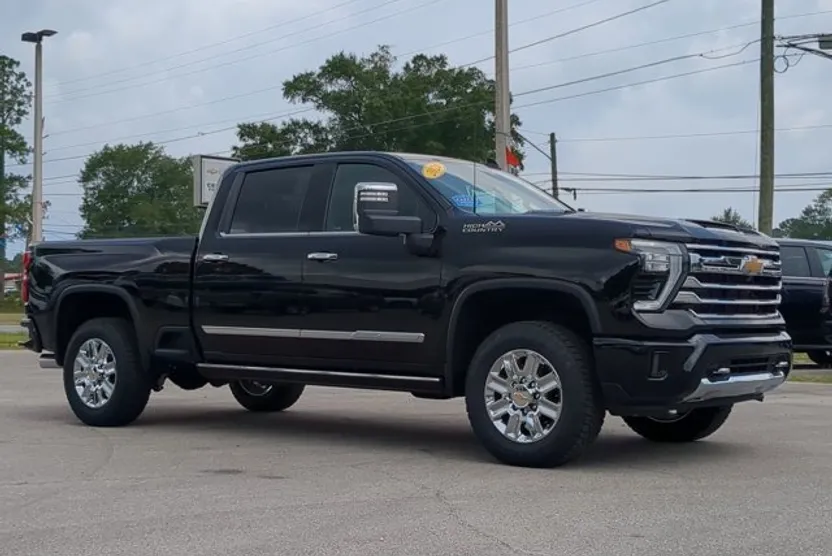 2024 Chevrolet Silverado 2500HD High Country photo 1