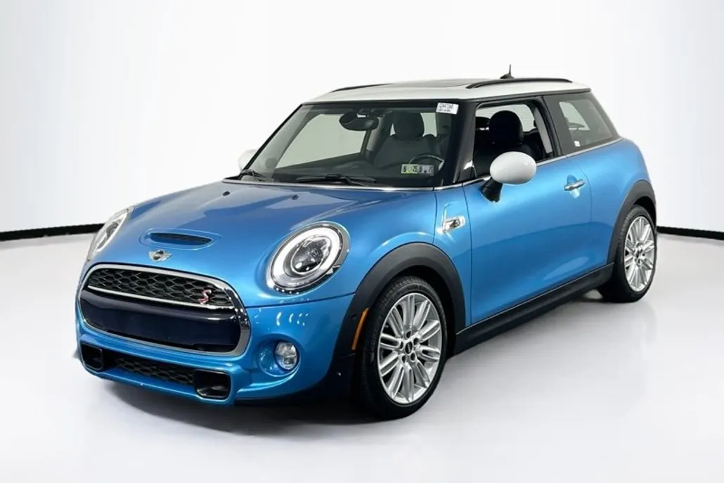 2018 Mini Cooper 2 Door Hardtop S photo 1