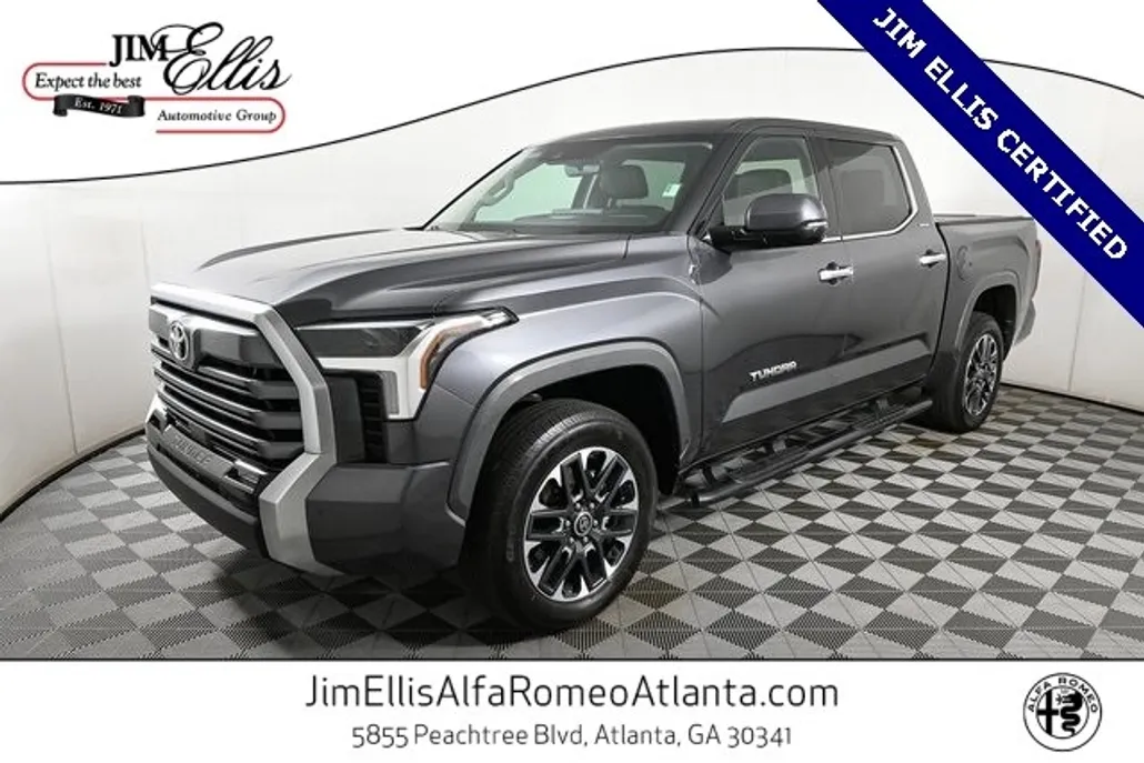 2023 Toyota Tundra Limited photo 1