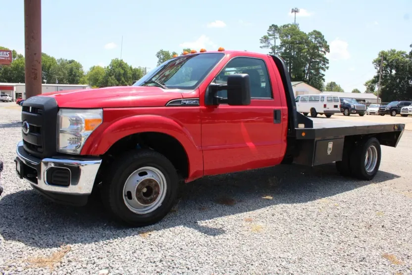 2015 Ford F-350 photo 1