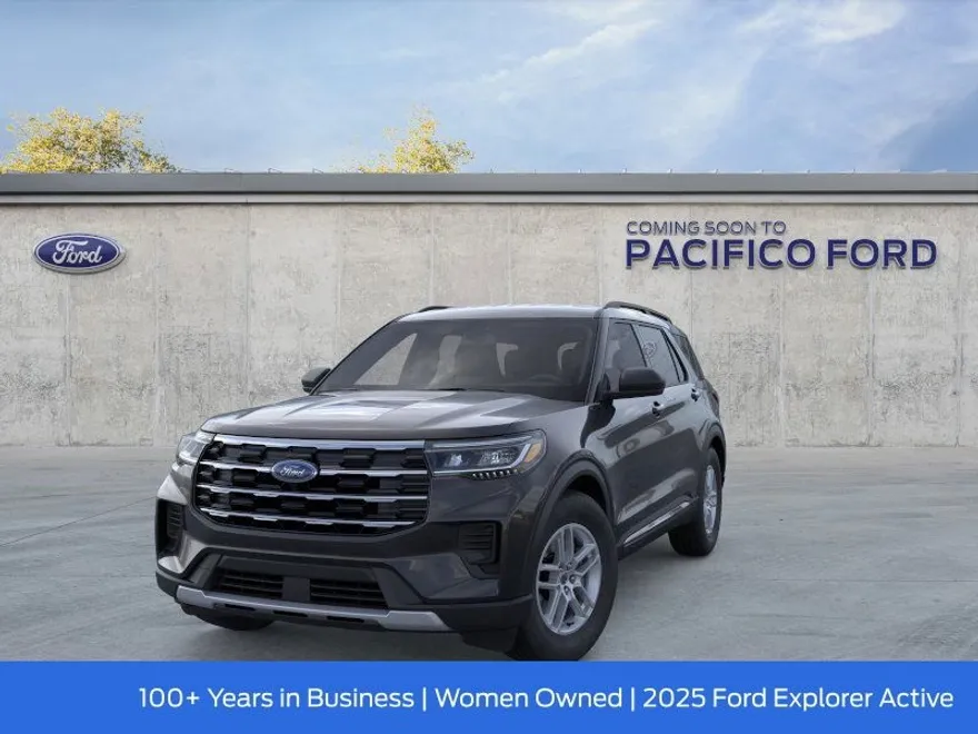 2025 Ford Explorer photo 1