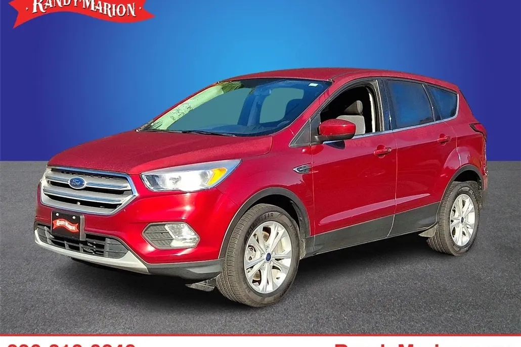 2019 Ford Escape SE photo 1