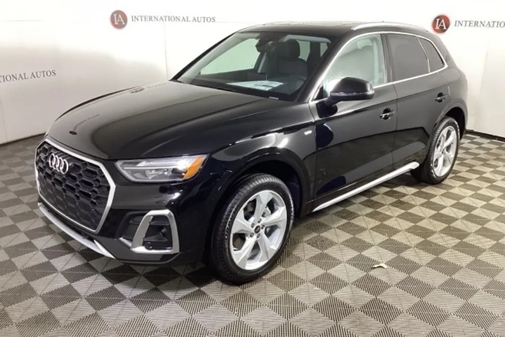 2025 Audi Q5 45 S line Premium Plus photo 1