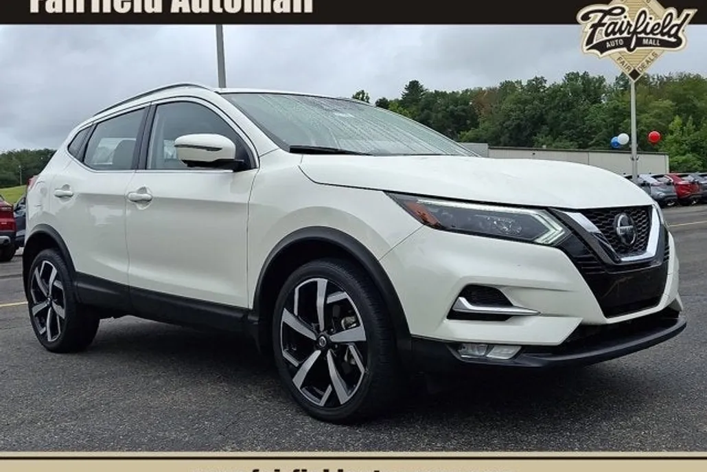 2021 Nissan Rogue Sport SL photo 1
