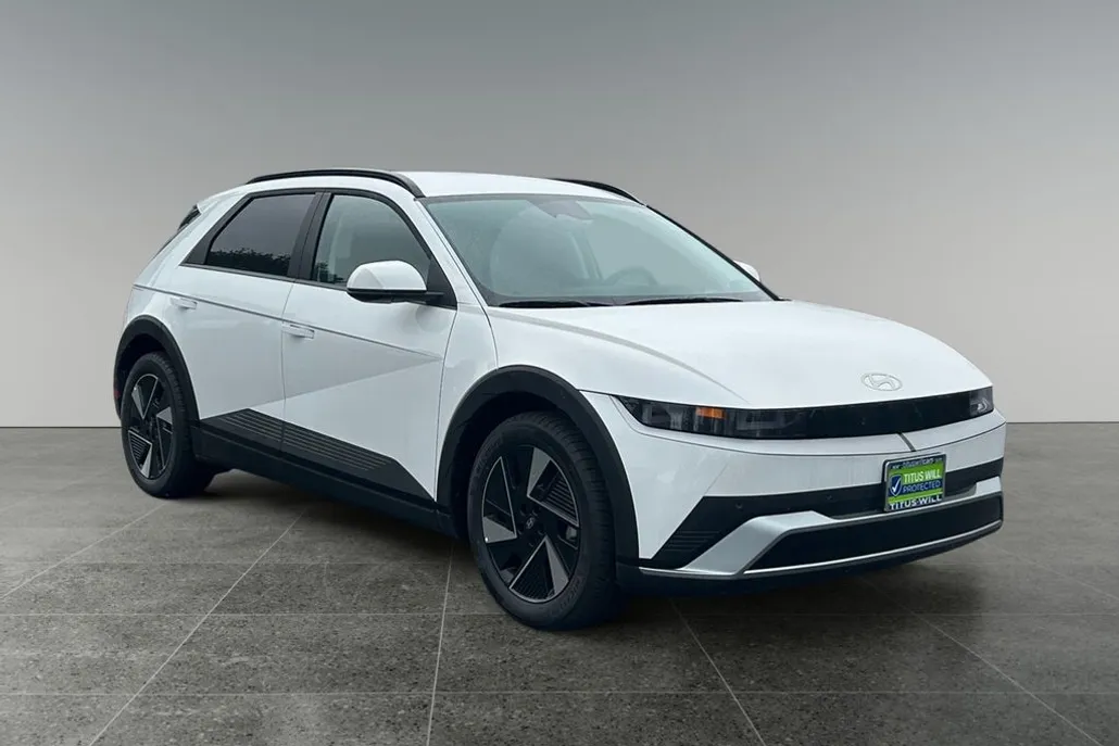 2025 Hyundai Ioniq 5 SEL photo 1