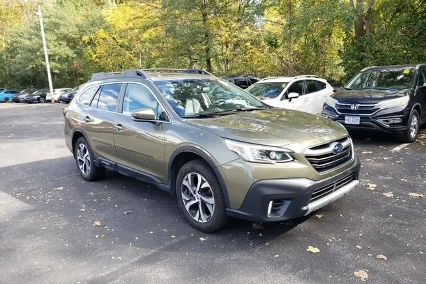 2021 Subaru Outback Limited XT photo 1