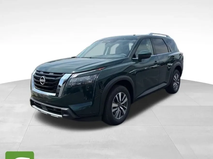 2025 Nissan Pathfinder SL photo 1