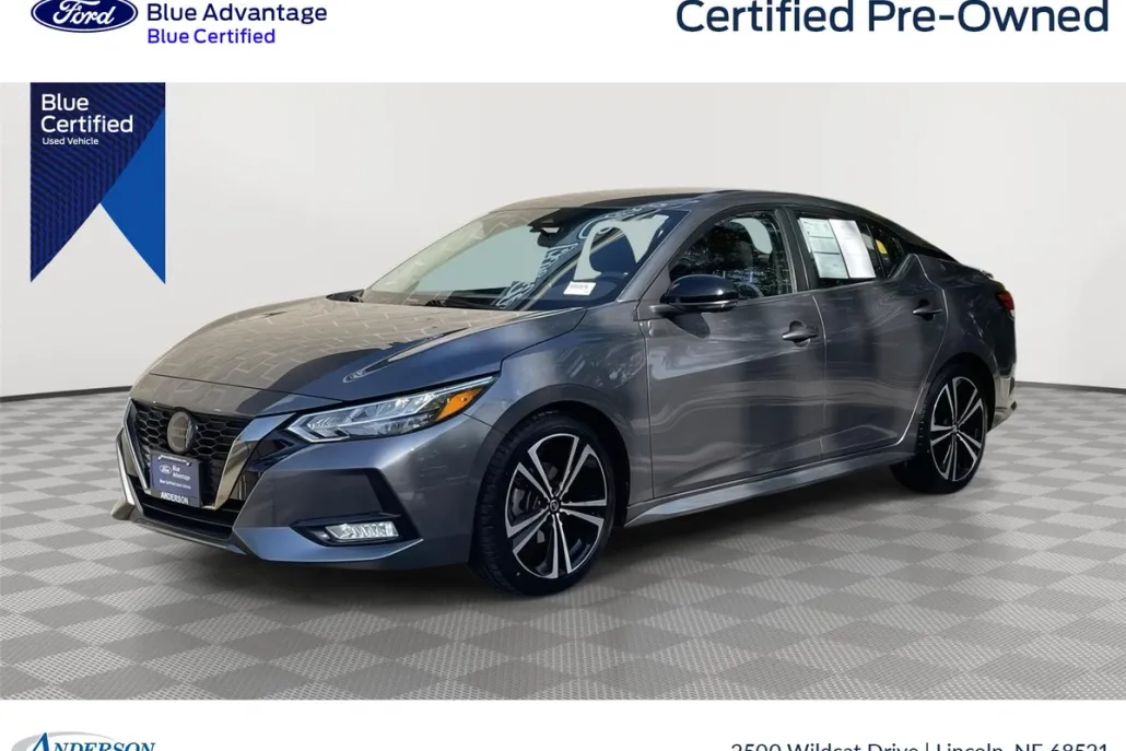2021 Nissan Sentra SR photo 1