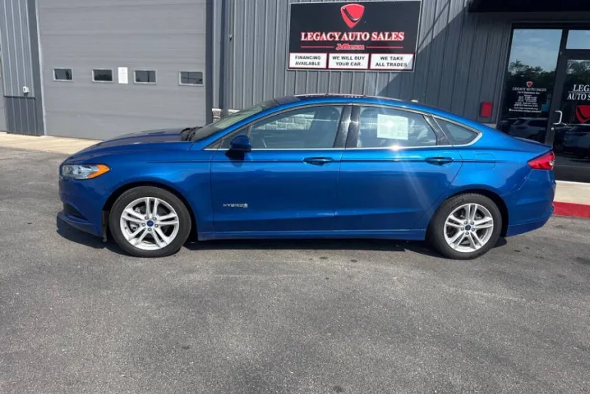 2018 Ford Fusion Hybrid S photo 1