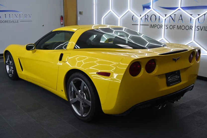 2009 Chevrolet Corvette LT1 photo 1