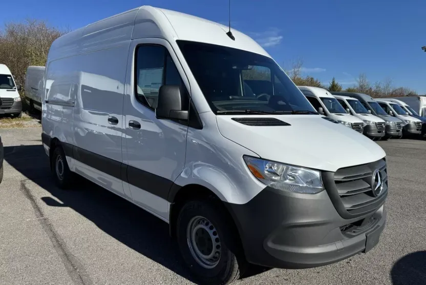 2025 Mercedes Benz Sprinter Cargo Van 2500 High Roof photo 1