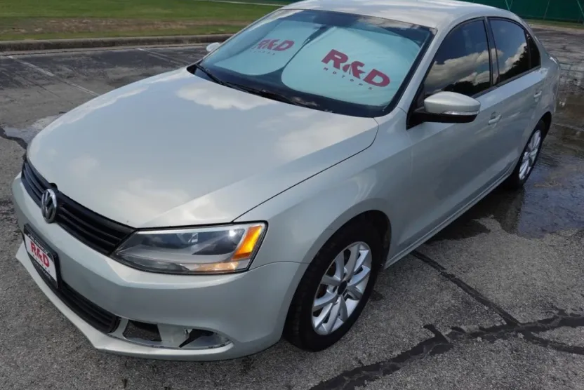 2011 Volkswagen Jetta SE photo 1