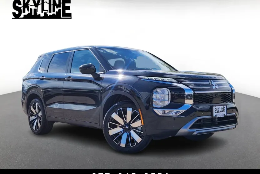 2025 Mitsubishi Outlander SE S-AWC photo 1