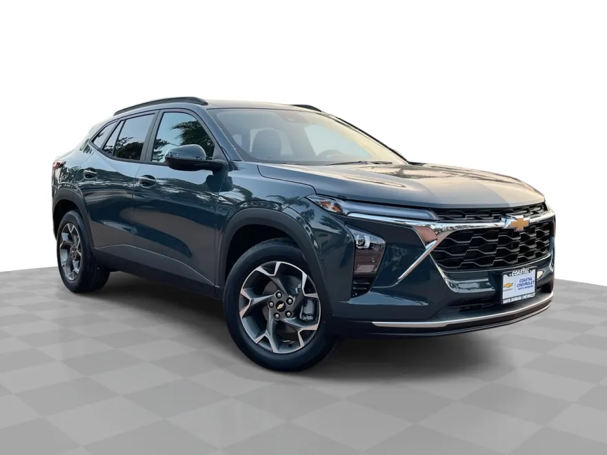 2026 Chevrolet Trax LT photo 1