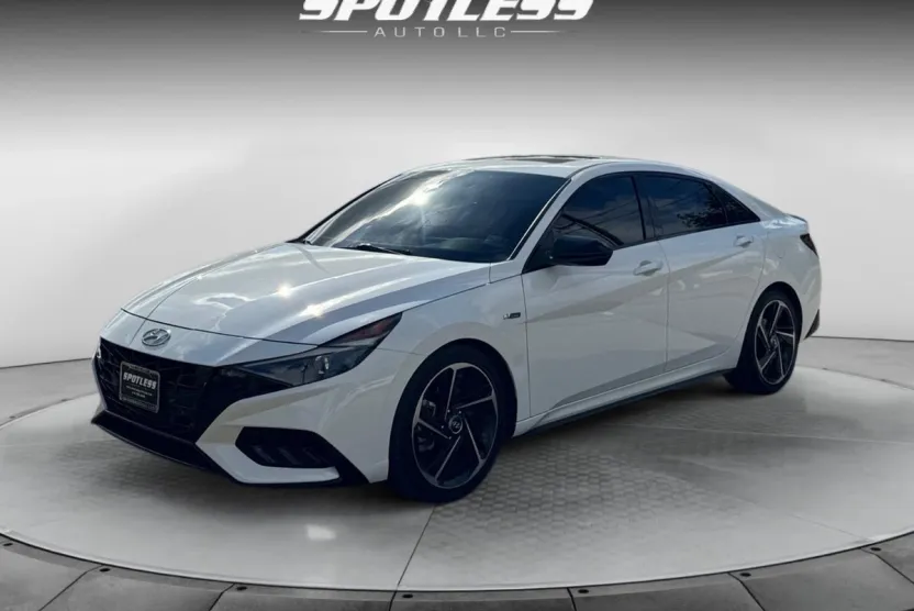 2021 Hyundai Elantra N Line photo 1