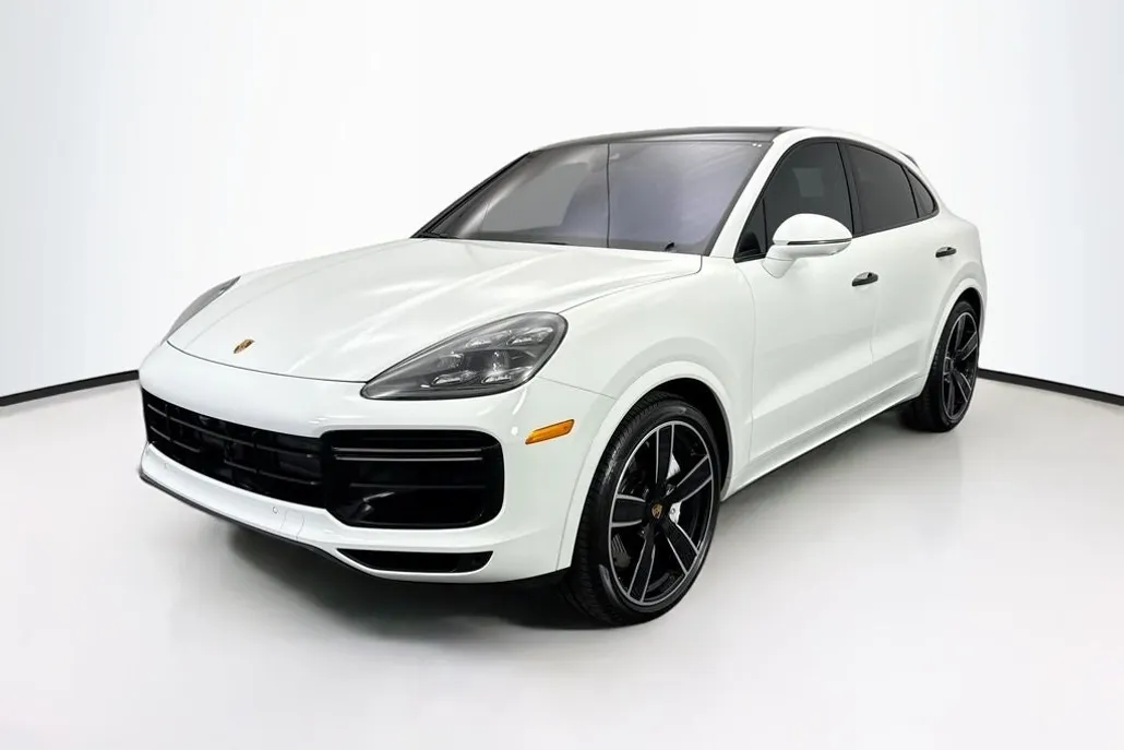 2023 Porsche Cayenne Turbo Coupe photo 1