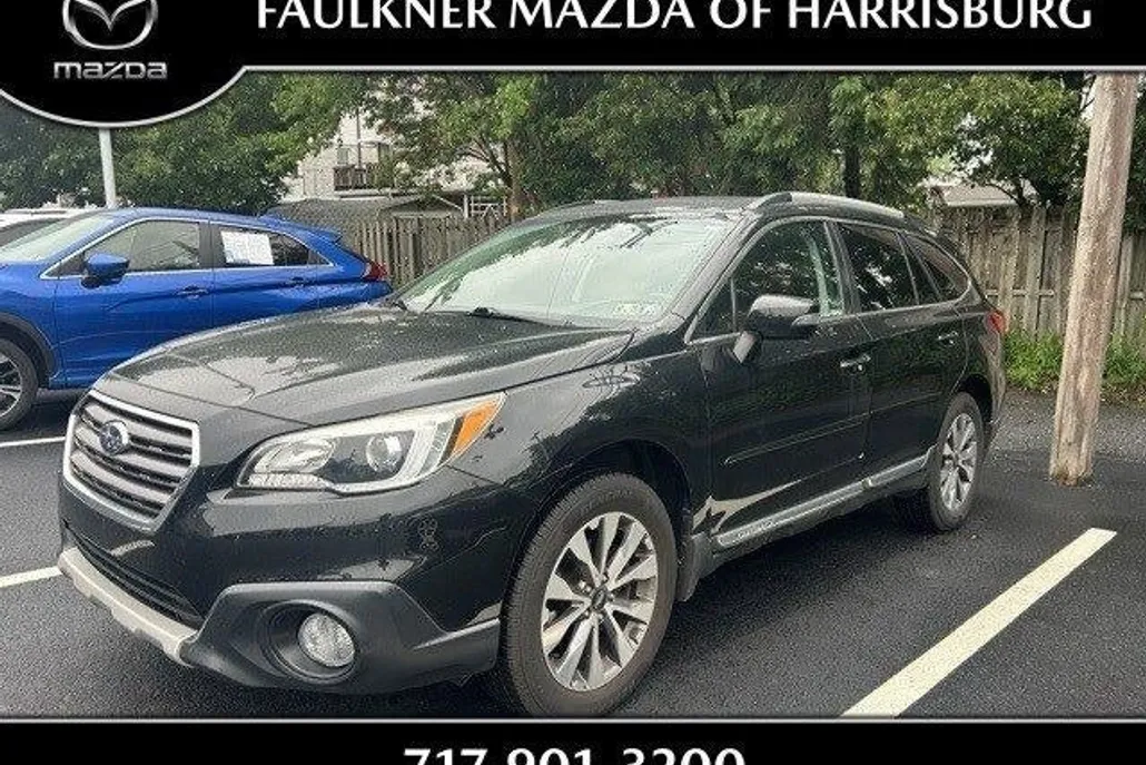 2017 Subaru Outback 2.5i Touring photo 1