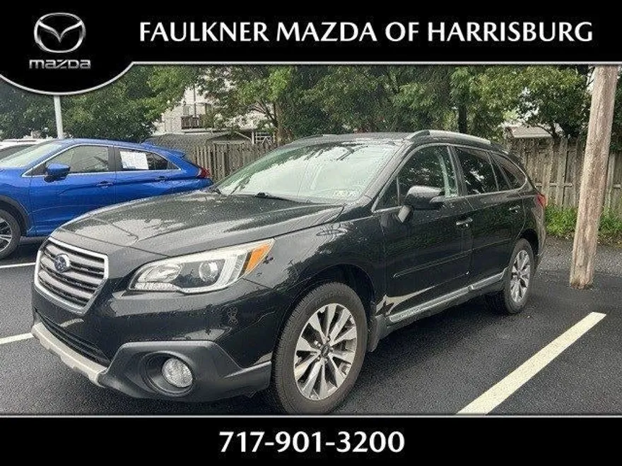 2017 Subaru Outback 2.5i Touring photo 1