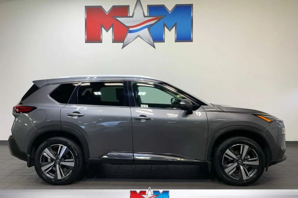 2021 Nissan Rogue SL photo 1
