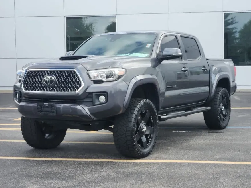 2019 Toyota Tacoma TRD Sport Double Cab V6 photo 1