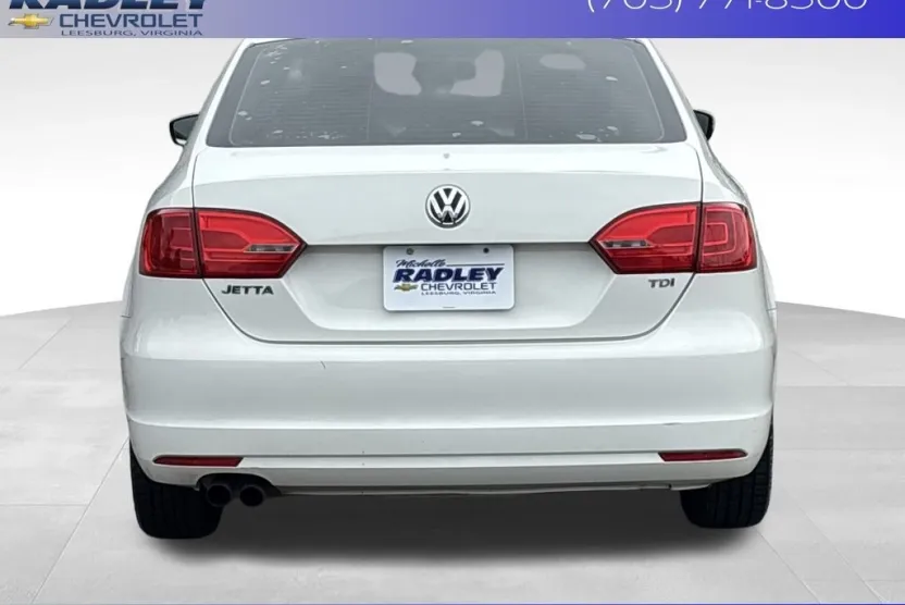 2013 Volkswagen Jetta 2.0 TDI photo 1