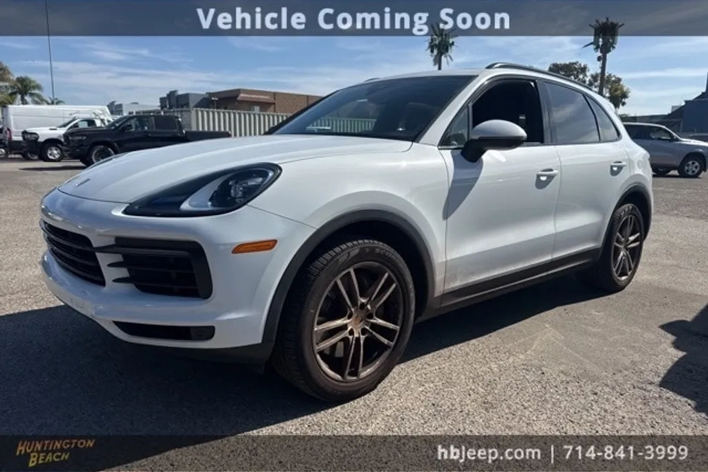 2021 Porsche Cayenne Base photo 1