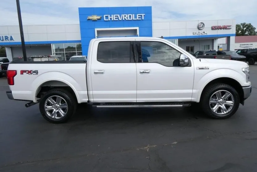 2019 Ford F-150 Lariat photo 1