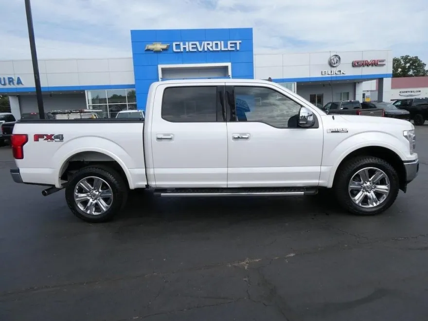 2019 Ford F-150 Lariat photo 1