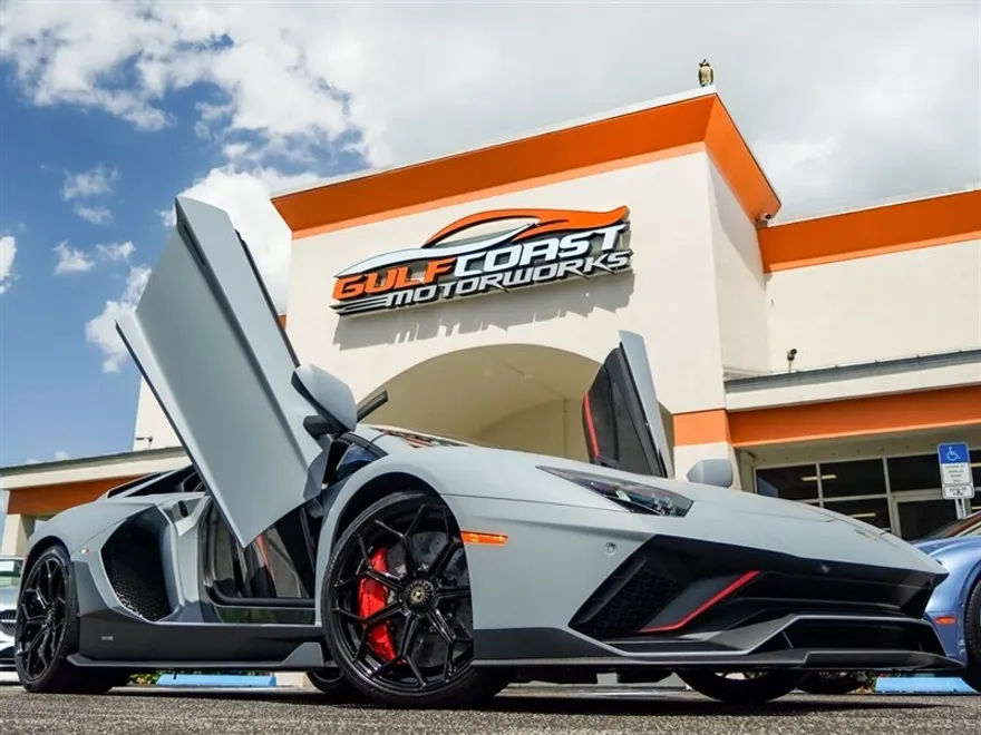 2022 Lamborghini Aventador Ultimae photo 1