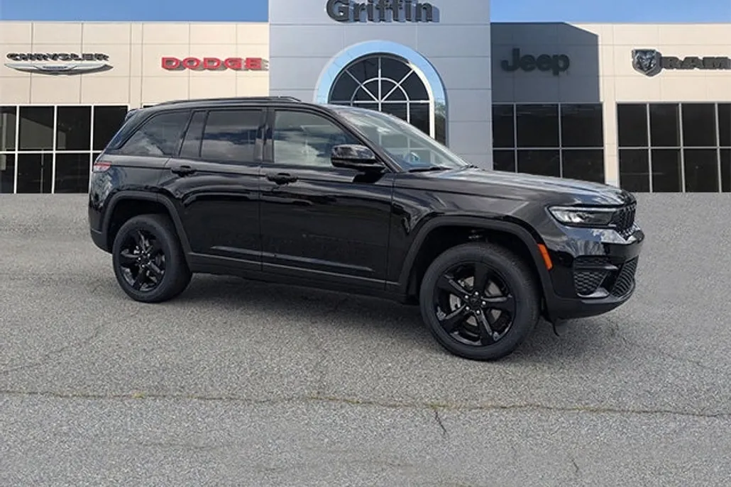 2025 Jeep Grand Cherokee Altitude X photo 1