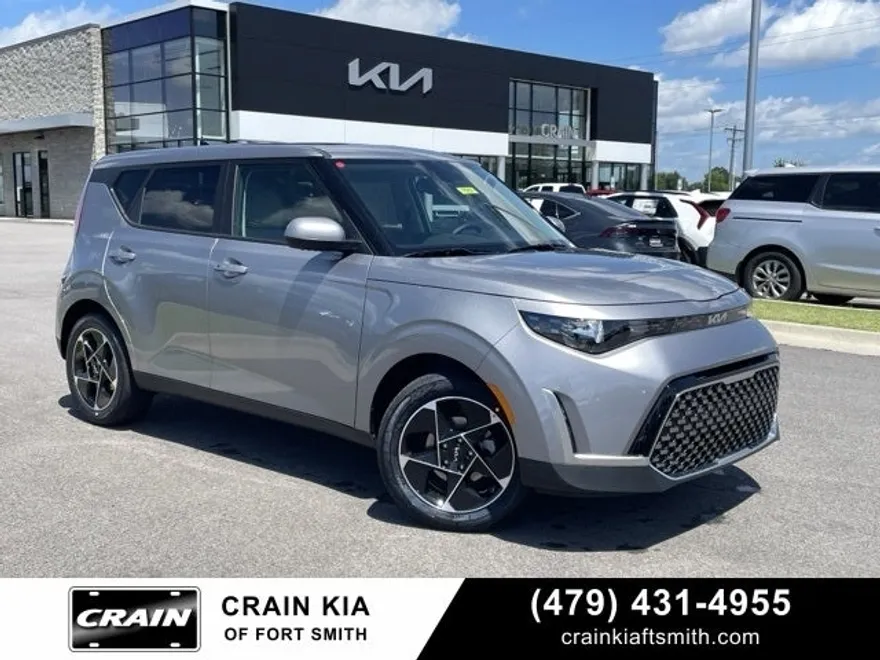 2025 Kia Soul EX photo 1