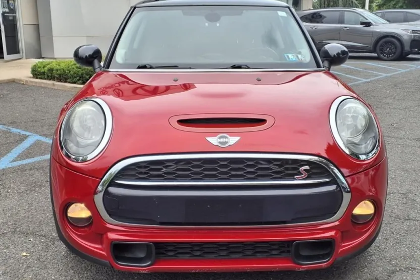 2015 Mini Cooper Hardtop S photo 1