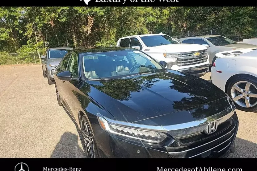 2022 Honda Accord Touring 2.0T photo 1