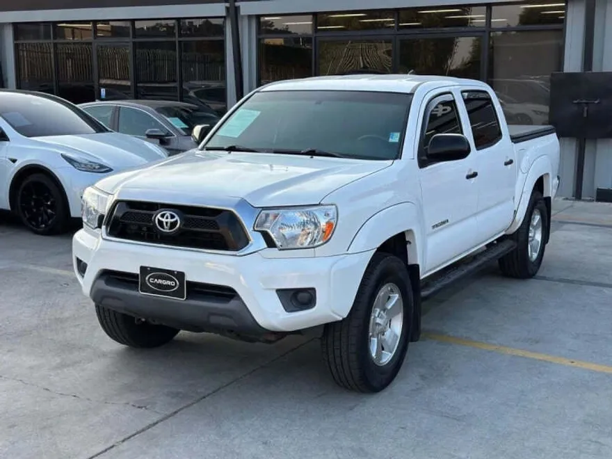 2014 Toyota Tacoma PreRunner photo 1